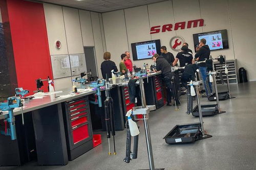 sram传动系统开发总部巡览
